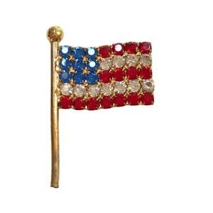 Vintage USA patriotic brooch goldtone red white & blue rhinestones flag pin